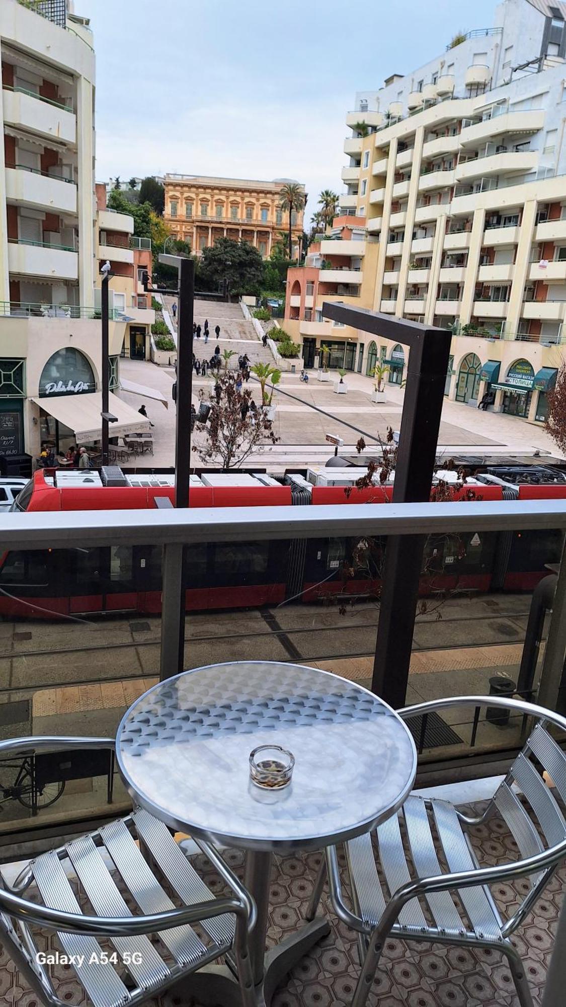 Cosy Studio 200 M From Nice Beach & Promenade Des Anglais Apartment Bagian luar foto