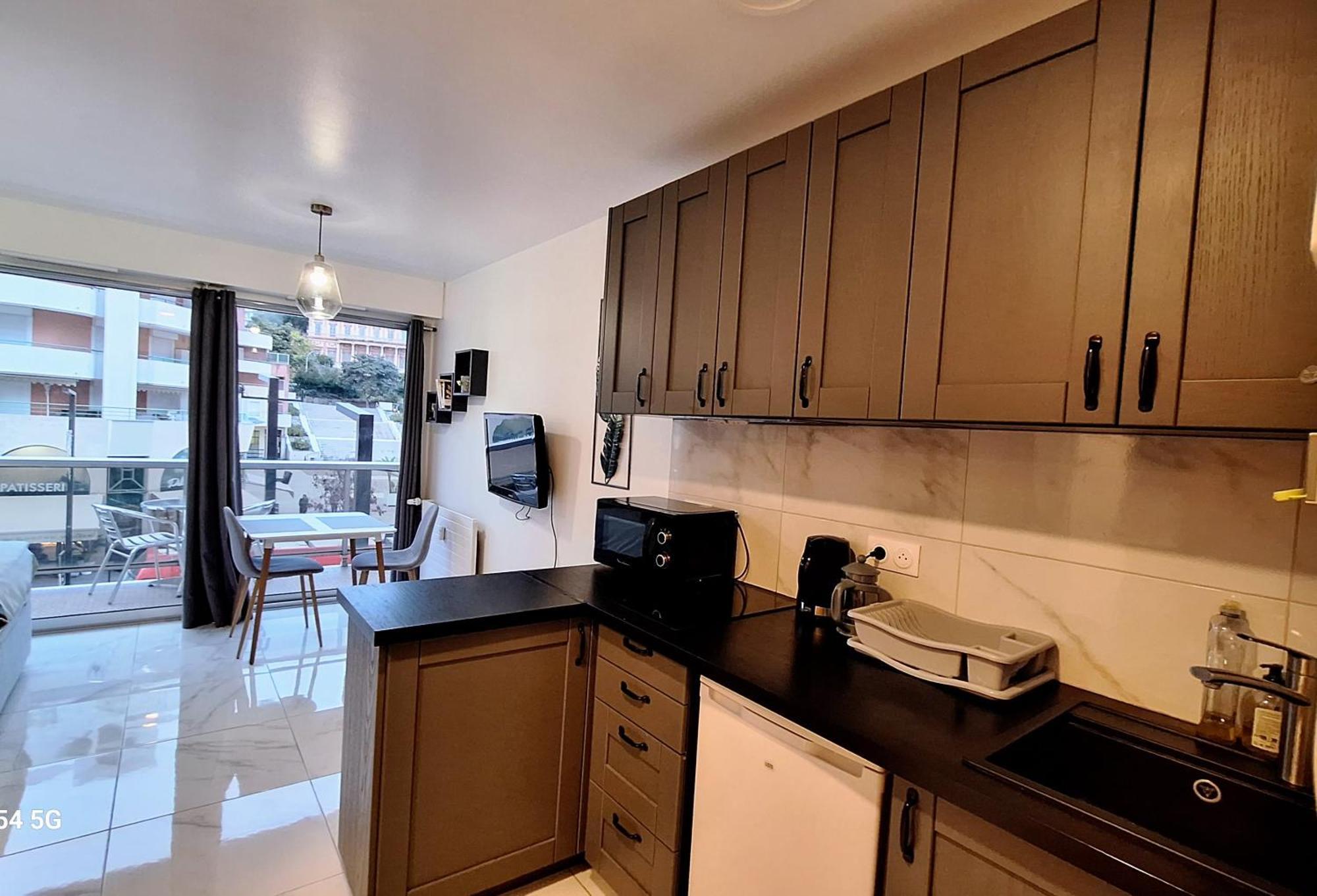 Cosy Studio 200 M From Nice Beach & Promenade Des Anglais Apartment Bagian luar foto