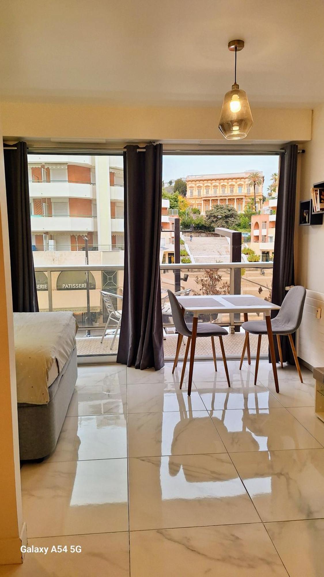 Cosy Studio 200 M From Nice Beach & Promenade Des Anglais Apartment Bagian luar foto