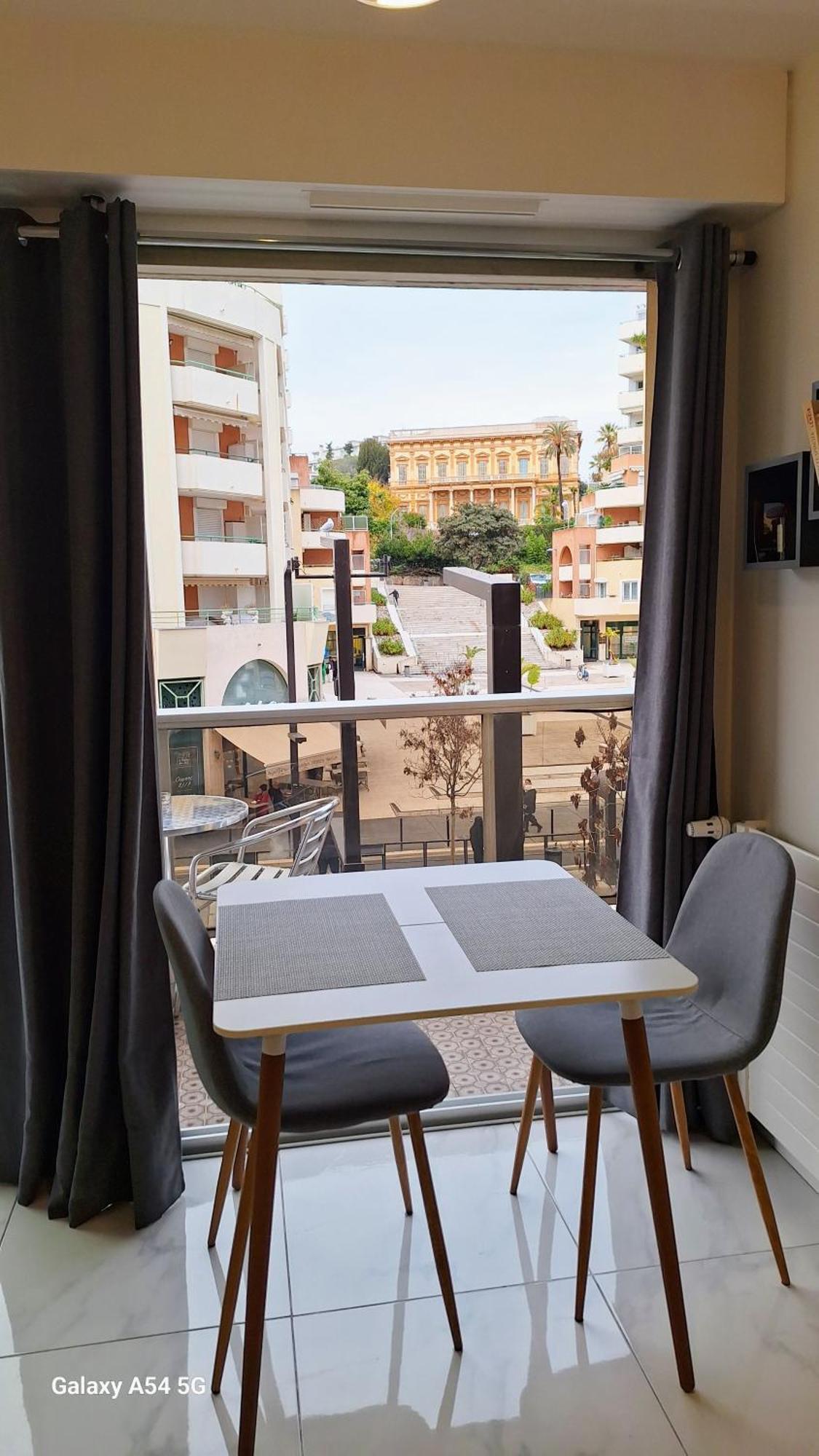 Cosy Studio 200 M From Nice Beach & Promenade Des Anglais Apartment Bagian luar foto